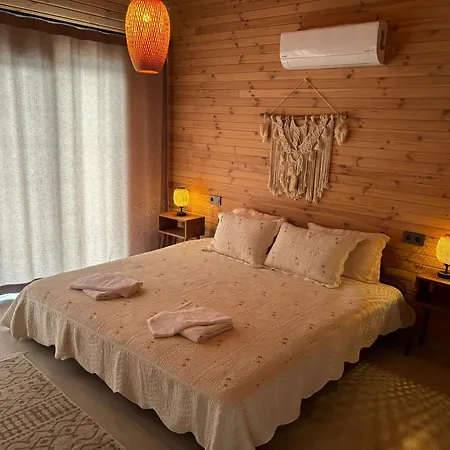 بيت للعطل Wooden Stage Homes فتحية