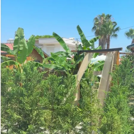 بيت للعطل Wooden Stage Homes فتحية