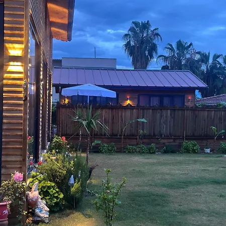 Wooden Stage Homes * فتحية