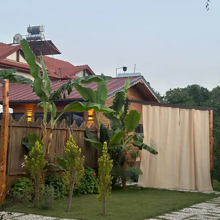 Дом отдыха Wooden Stage Homes *